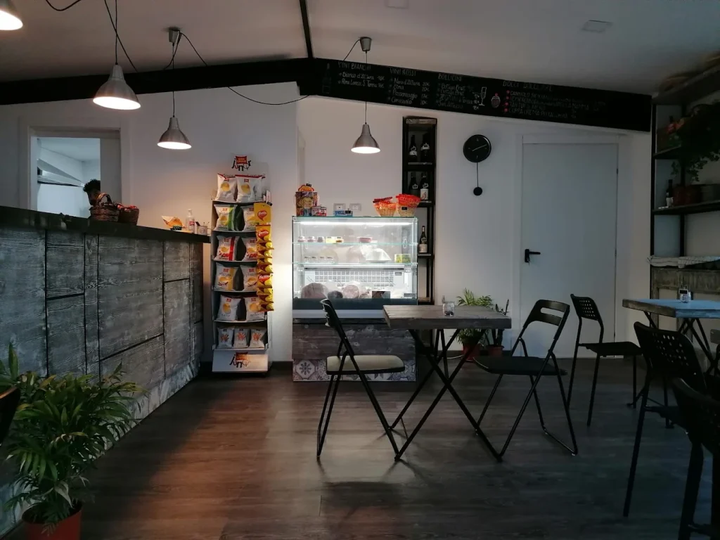 enobistro_gal_hassin